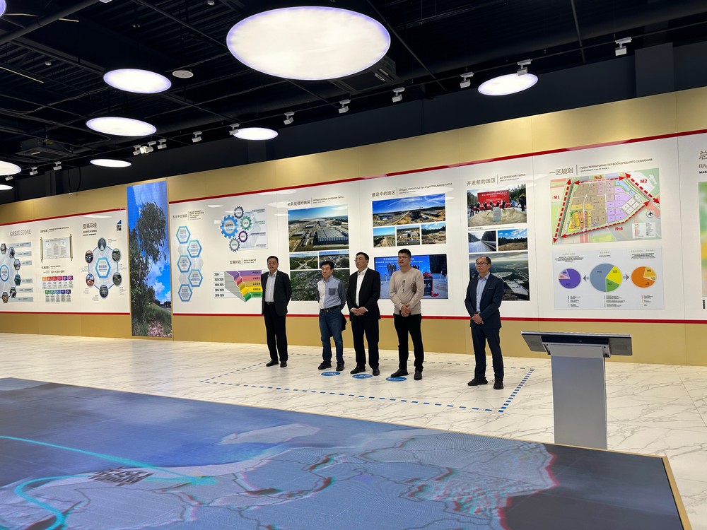 93268ae9db60111cf68af2d86b7778d.jpg 93268ae9db60111cf68af2d86b7778d.jpg